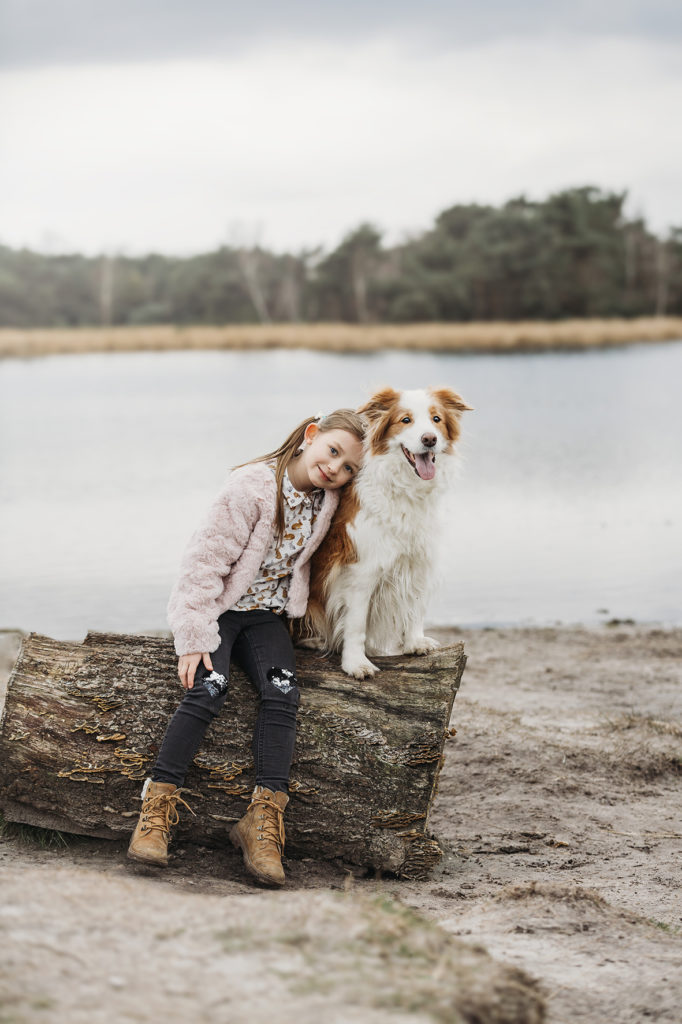 Meisje met hond 